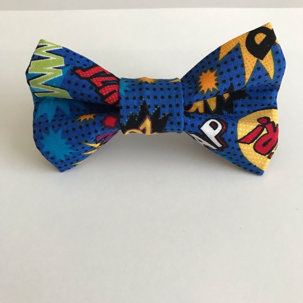 Dog/Cat Bow Super Hero Pattern Velcro